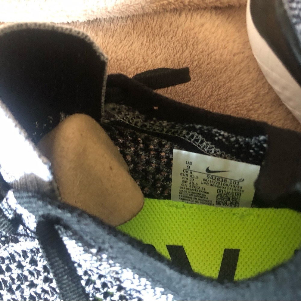 Nike Free Run Flyknit - Picture 6 of 6